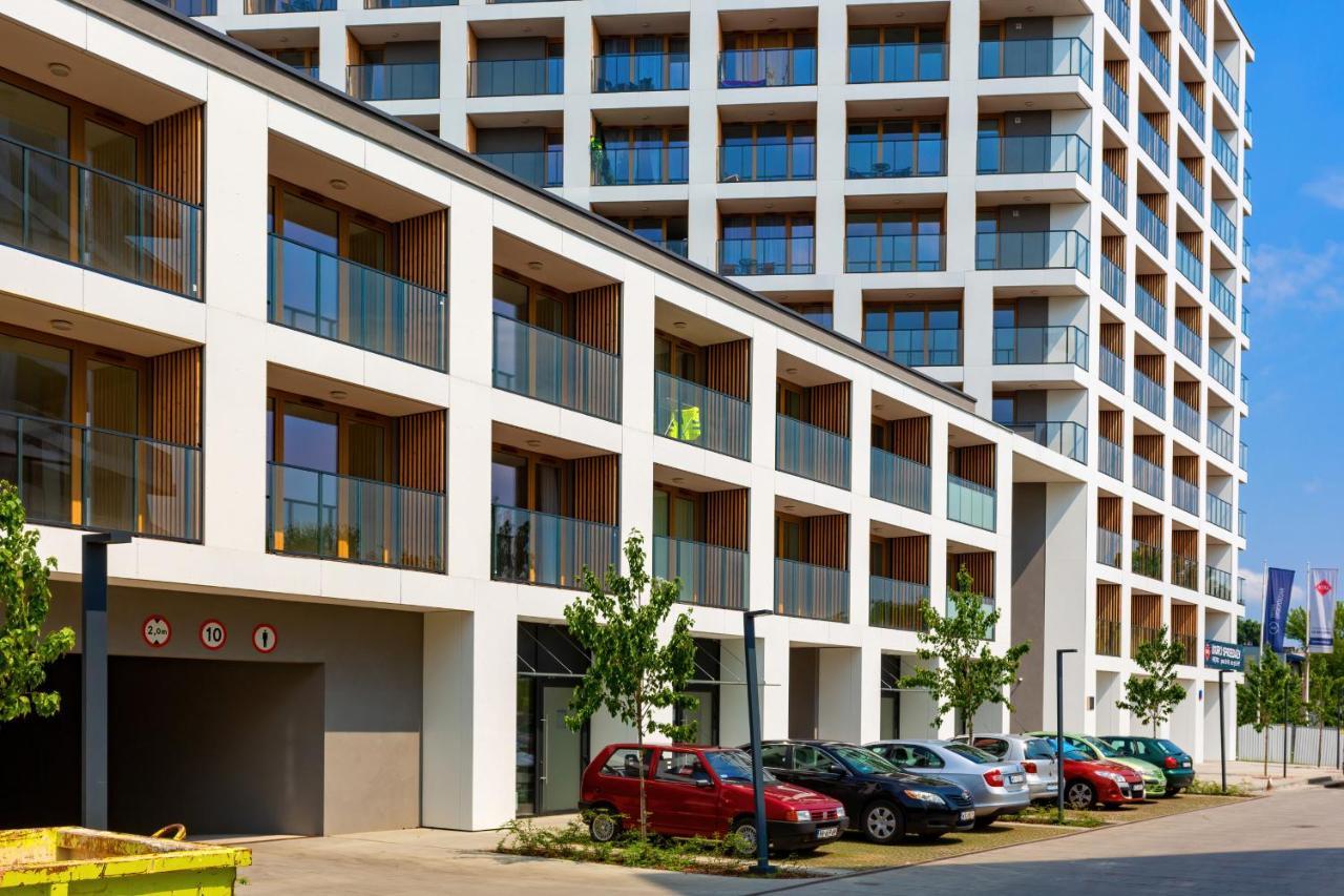 Praga Kokoryczki With Parking By Renters Appartement *