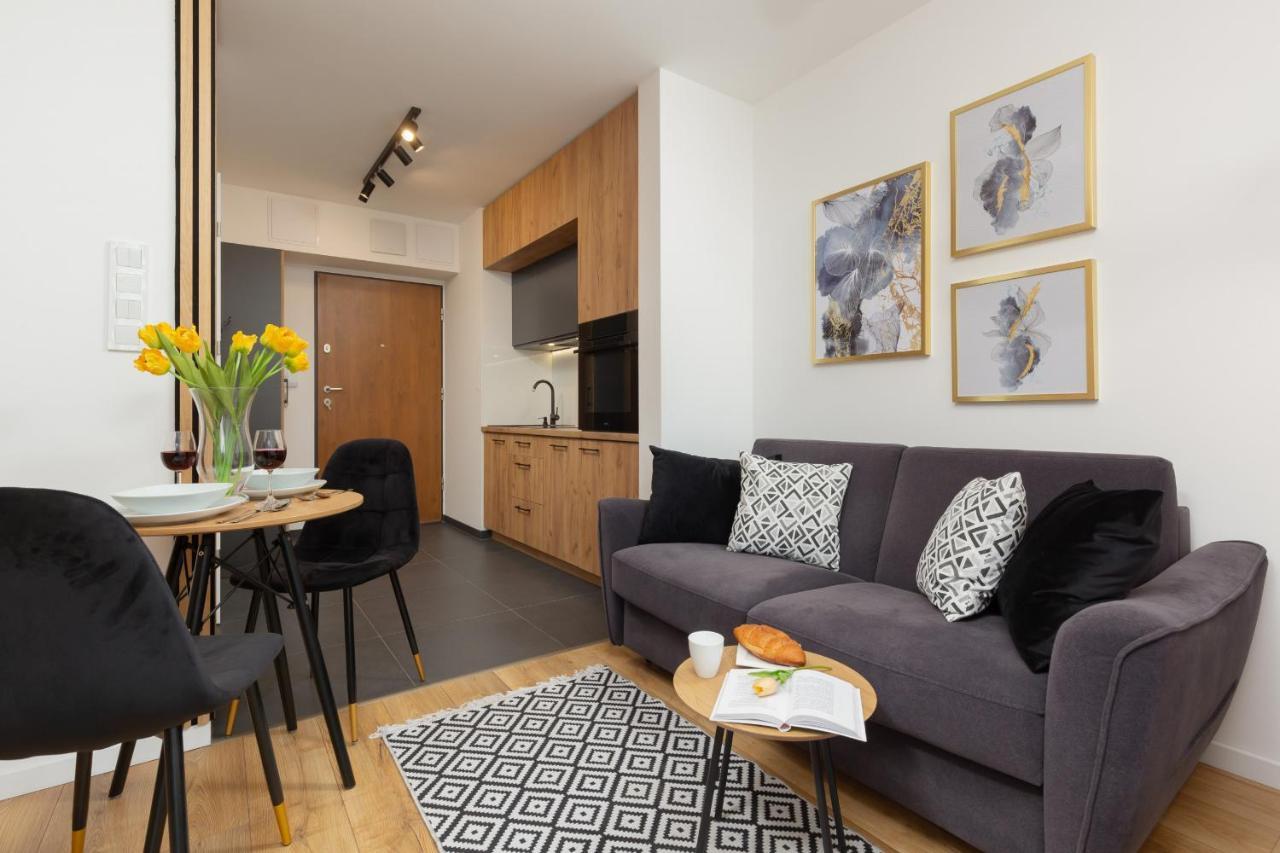 Appartement Praga Kokoryczki With Parking By Renters *