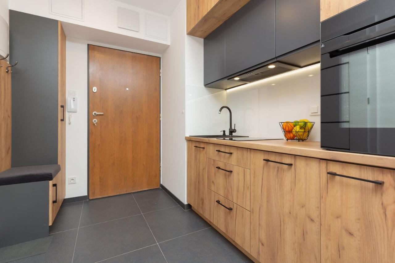 Appartement Praga Kokoryczki With Parking By Renters Warschau